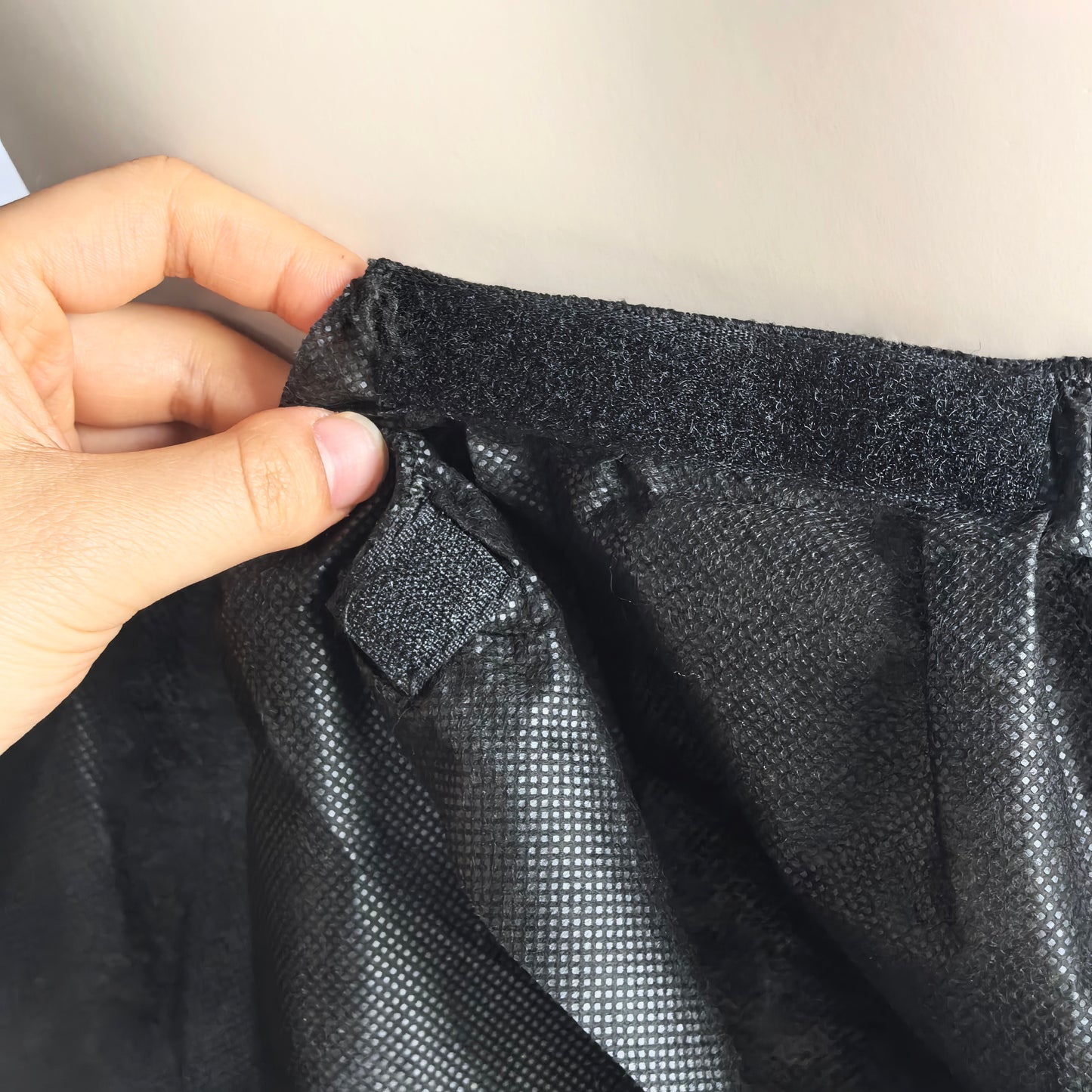 Disposable Sarong - Black (Case of 10)